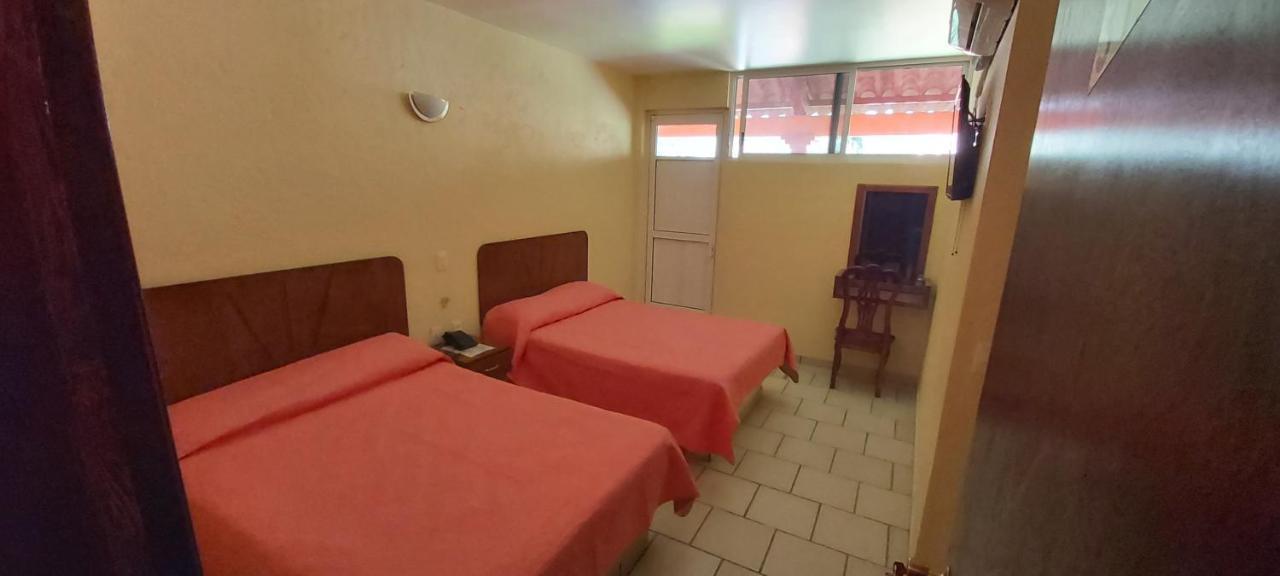 Hotel Real Tasquillo Екстериор снимка
